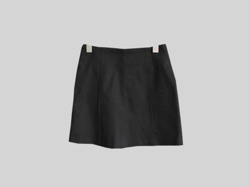 so simple mini skirt : black