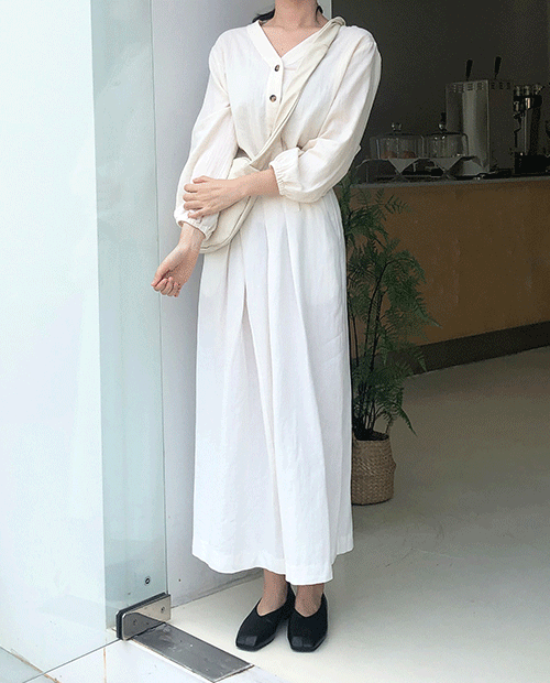 unique pintuck skirt : white