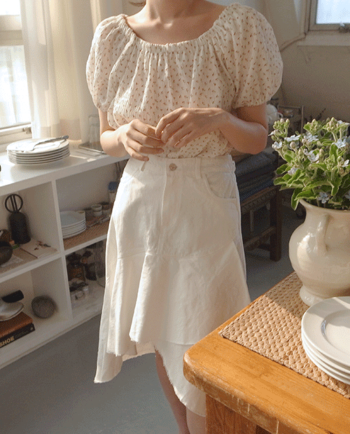 unbal frill skirt : white