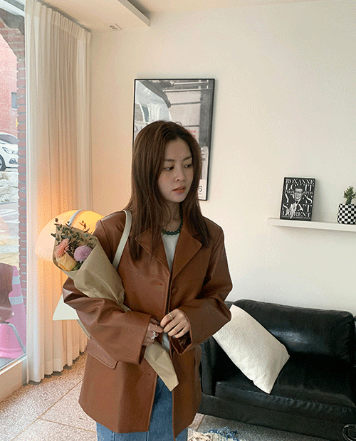 mona leather jacket : brown