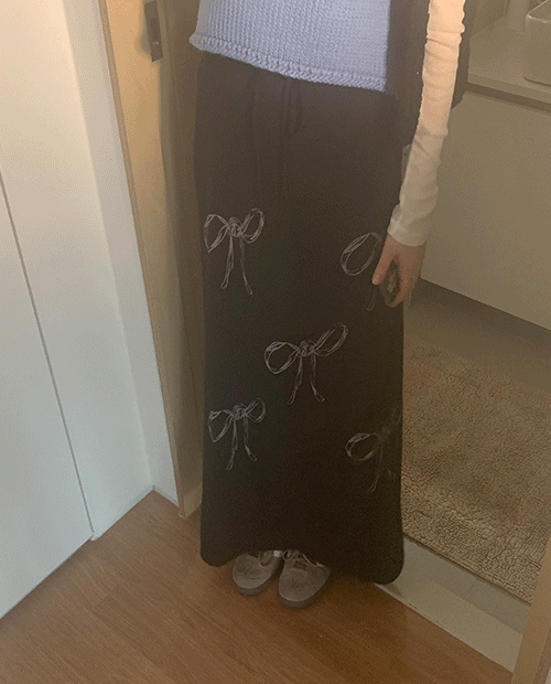 ribbon maxi skirt : black