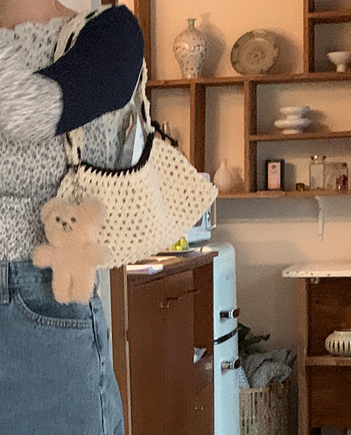 crochet knit bag : beige