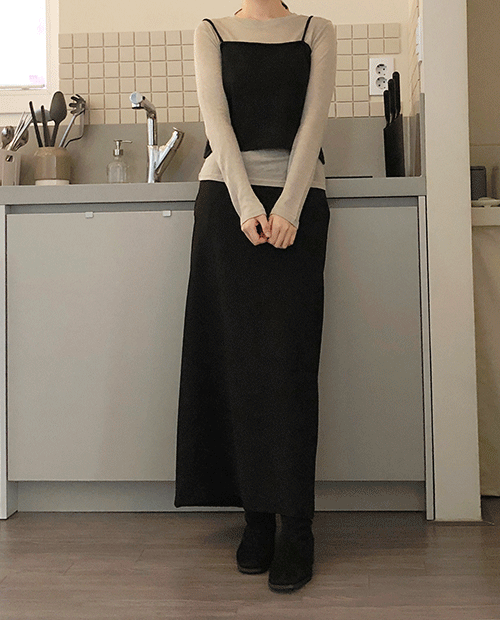 anna slit long skirt : black