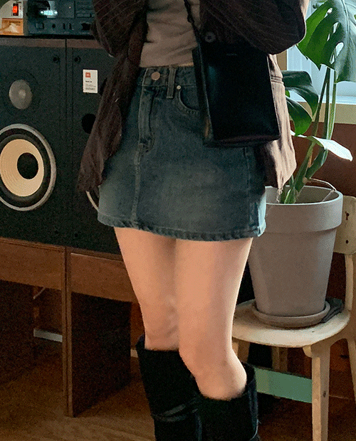 low denim mini skirt